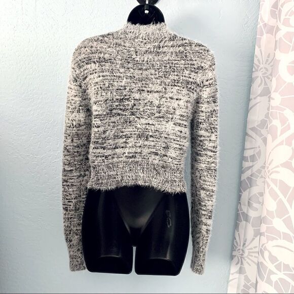 Express Mock Neck Fuzzy Cropped Sweater Size XS - Picture 7 of 11